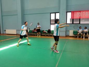 说明: E:\工作\2012.8-  av视频
\0 分工会 工作\2017年 相关\5.13 四院羽毛球比赛\照片\陈天宁 老师提供\QQ图片20170515083612.jpg